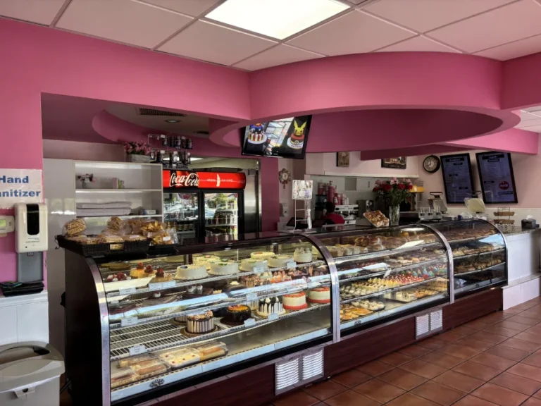 Moulin Rose pastry shop